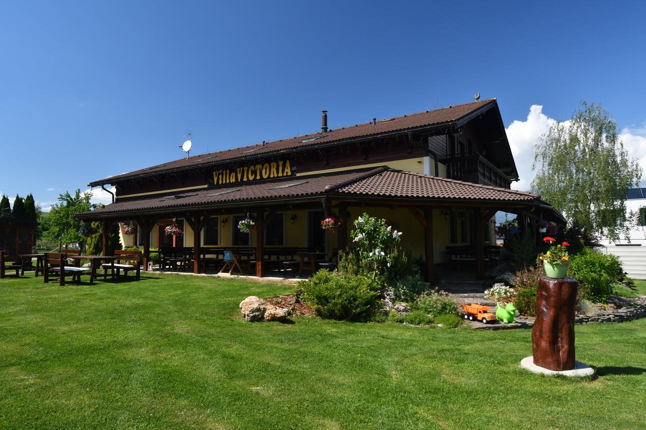 Villa Victoria Penzion Liptovský Ján Exterior foto